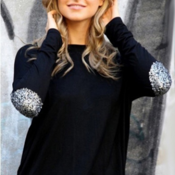 Black Hi Low Silky Soft Tee - Picture 6 of 6